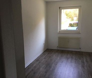 Individuelle 3-Zimmer-Wohnung mit Balkon sucht Mieter - Foto 1