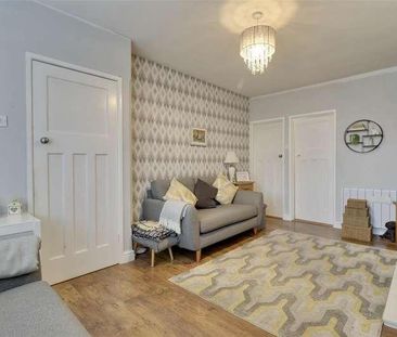 Dunkeld Road, Gosport, PO12 - Photo 2