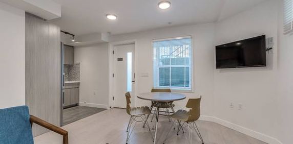 Pet Friendly Furnished 1 Bedroom @1429 Haro - Available December 1st - Photo 2