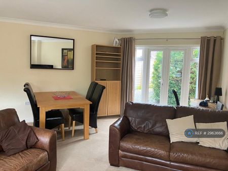 2 bedroom terraced house to rent - Photo 2