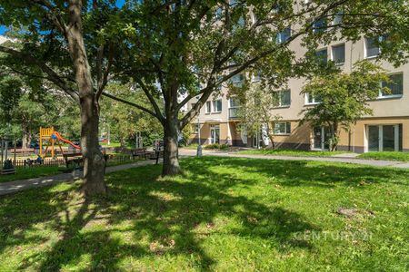 Pronájem bytu 3+kk 67 m², Donovalská 1660, Praha - Фото 3