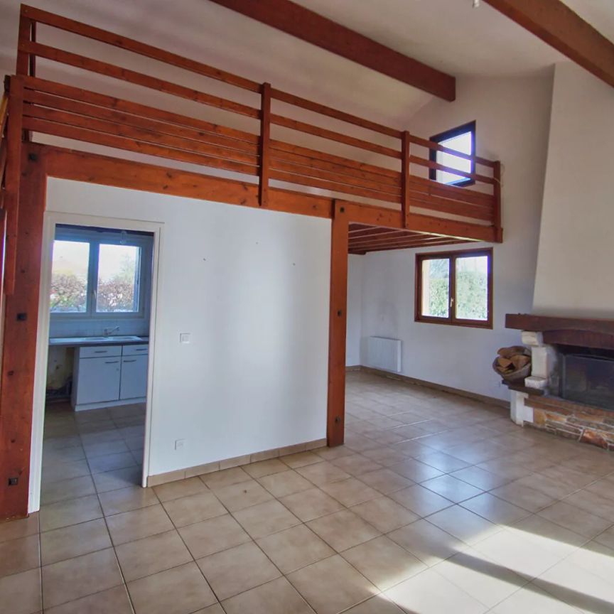 Maison à louer 5 pièce(s) 136M² avec jardin d'environ 900m² - Photo 1