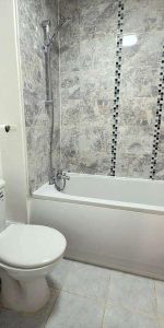 Richards Way, Slough, SL1 - Photo 4