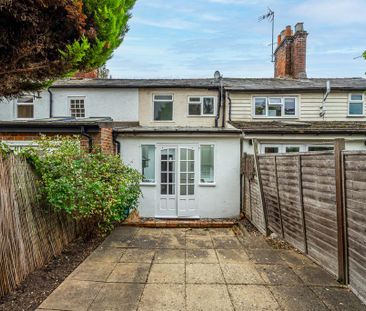 2 bedroom cottage to rent - Photo 1