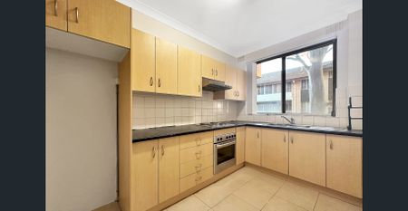 Beautiful Bright 2 Bedroom Apartment - Photo 4