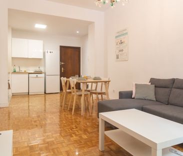 Calle del Arcipreste de Hita, Madrid, Community of Madrid 28015 - Photo 5