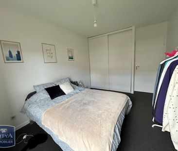 Location Appartement 2 pièces 55m² LILLE 59000 - Photo 5