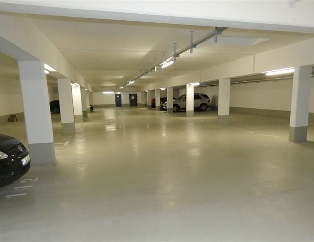 Großzügige 2-Zi. Whg. mit Balkon, Parkett m. FHB und TG-Stellplatz! - Foto 1