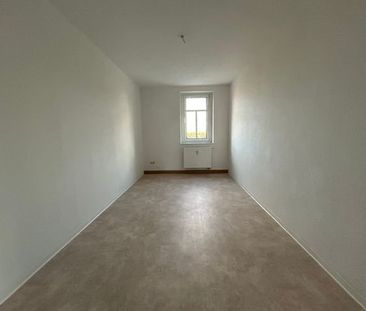 Helle 2-Zimmer-Wohnung im 1. OG mit groÃer separater KÃ¼che und Ba... - Photo 2