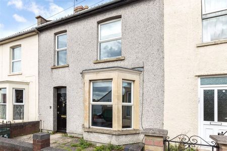 3 Bedroom - Photo 5