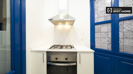 barcelona, Catalonia 08013 - Photo 3