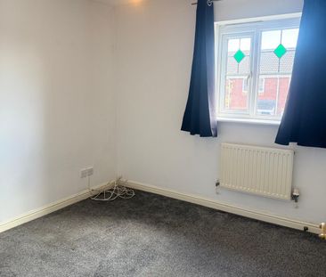 £1,050 PCM, Two Bedroom House with Off-Road Parking and Enclosed Ga... - Photo 5