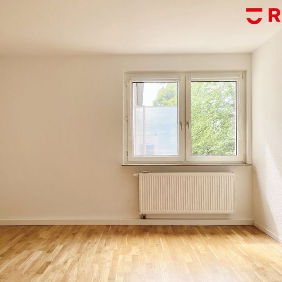 Modernisierte 3-Zimmer-Wohnung mit attraktivem Grundriss und Balkon in der Nähe der RÜ! - Photo 1