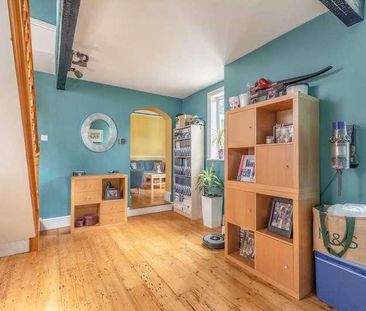 Montagu Road, Datchet, SL3 - Photo 3