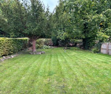 1 Village Lodges, Weston-Under-Lizard - Photo 6