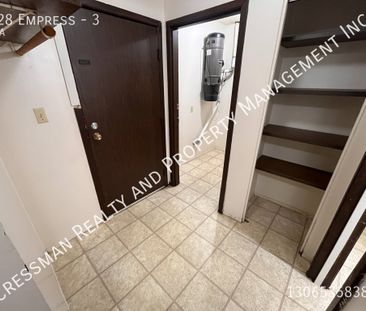 Studio Apartment located in Rosemont, Regina, SK. - Photo 5