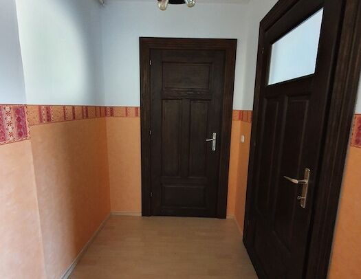 Schöne, helle 4 Zimmer Wohnung im 2. OG - Bad mit Fenster- Einbauküche-2 Balkone - Foto 1