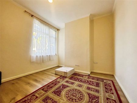 High Street, Whitton, Twickenham, TW2 7LN - Photo 3