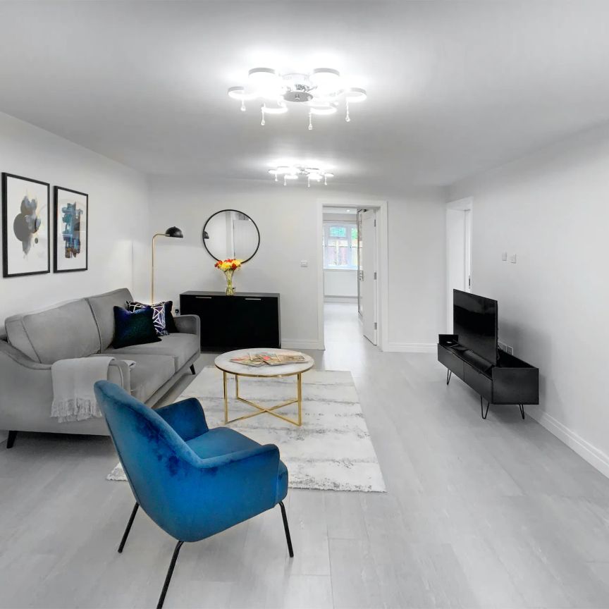 2 Bed, House - Photo 1