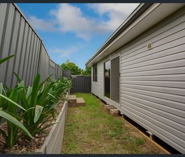 8a Redwood Place, Claremont Meadows, NSW 2747 - Photo 6
