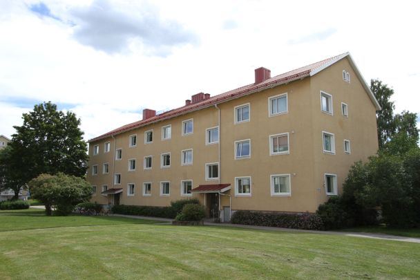 Idrottsvägen 27 A - Foto 1