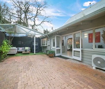 Rare Family Sanctuary in Nature - Photo 6