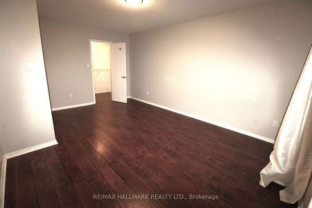 For Lease - 20 Brown Street, Barrie, Ontario - Photo 4
