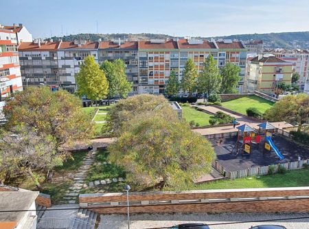 Odivelas, Lisbon - Photo 4