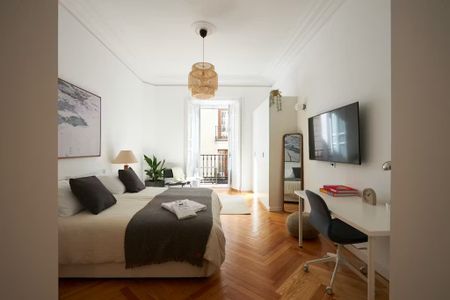 Costanilla de los Ángeles, Madrid, Community of Madrid 28013 - Photo 2