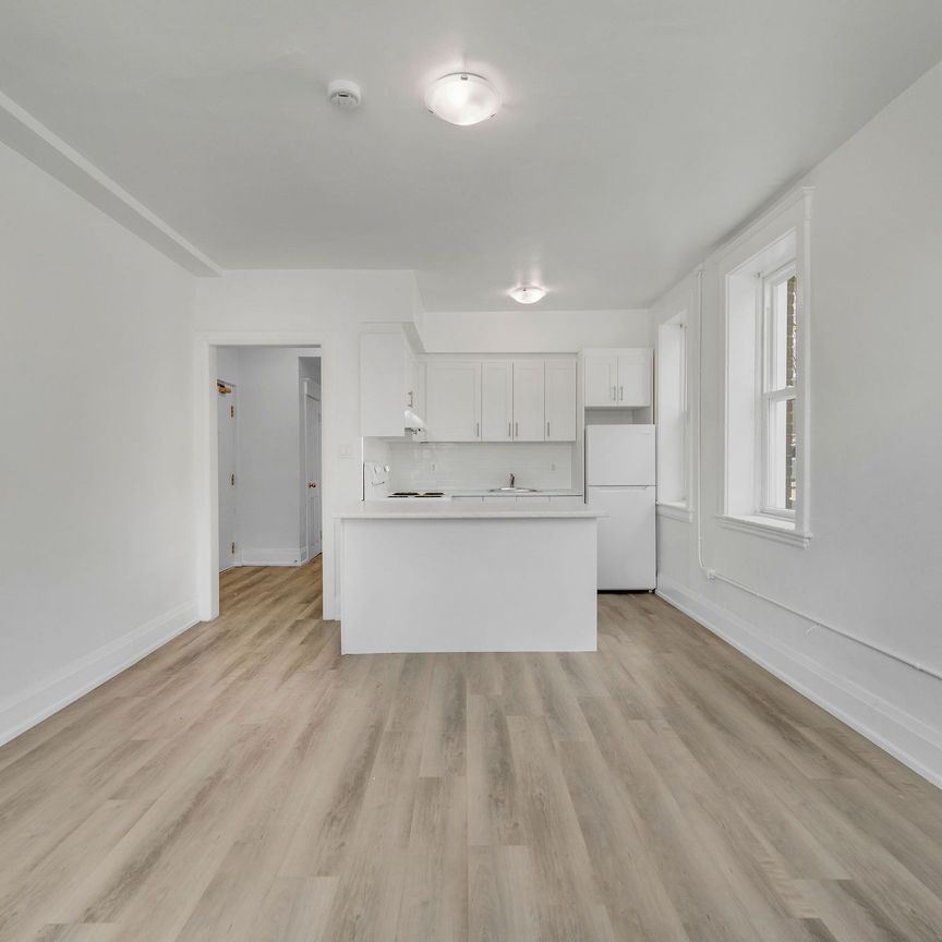 For Lease - 104 Sherman Avenue Unit# 4, Hamilton, Ontario - Photo 1