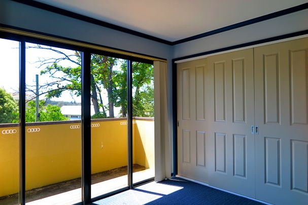 4/421 Elizabeth Street North Hobart TAS 7000 Australia - Photo 1