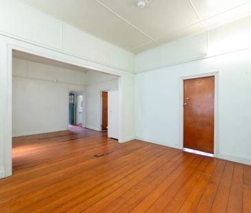 Charming Character Home in the Heart of Woolloongabba - Photo 6