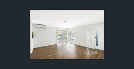 Location Location! - Photo 2