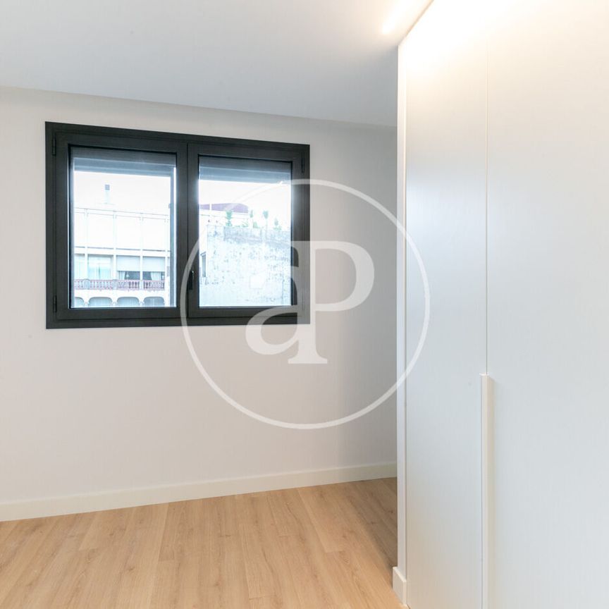 Apartment for rent in Sarrià - Photo 1