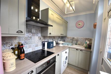 2 bedroom property to rent - Photo 5