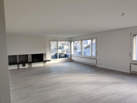 Grosse 4.5 Zimmer - Attikawohnung mit zwei Terrassen - Foto 2