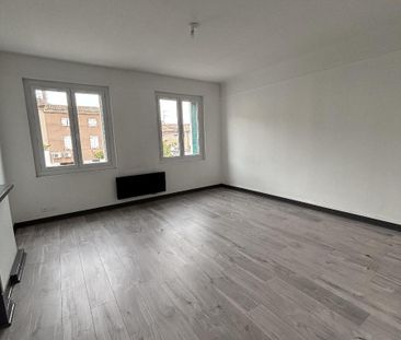Location Appartement 4 pièces 76m² LE POUZIN 07250 - Photo 1