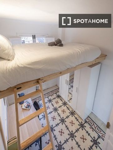 granada, Andalusia 18001 - Photo 2