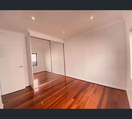 31 Terry Road, Eastwood, NSW 2122 - Photo 4