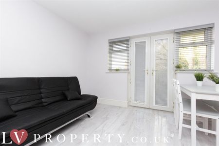 Pershore Road, Selly Park, Birmingham, B29 7LT - Photo 4