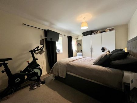2 bedroom semi-detached house to rent - Photo 3