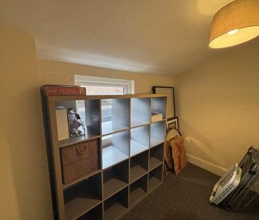 Meadows Road, Sale, M33 - Photo 2