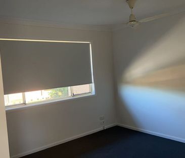 New Renovated 3-bedroom modern townhouse - Photo 6