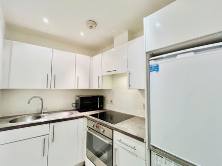 1 Bed Flat, Brixton Hill, SW2 - Photo 5