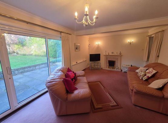 4 bedroom detached house to rent - Photo 1