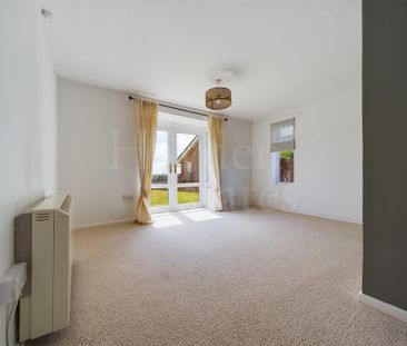 2 bedroom semi-detached bungalow to rent - Photo 6