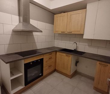 Location Appartement 2 pièces 58m² MILLAU 12100 - Photo 2