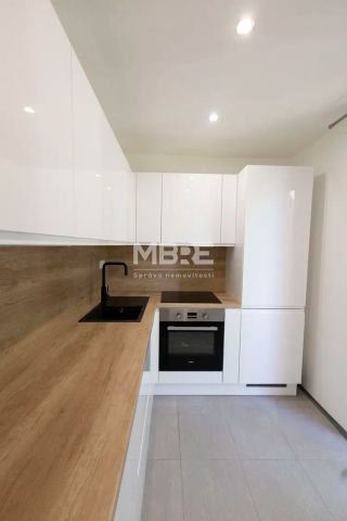 Pronájem bytu 2+1 Karviná - Hranice, ul. Mendelova - Photo 2