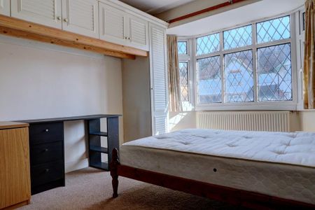 1 bedroom parking to rent - Photo 5