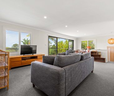 Coastal Convenience in Sought-After North Avoca - Photo 3